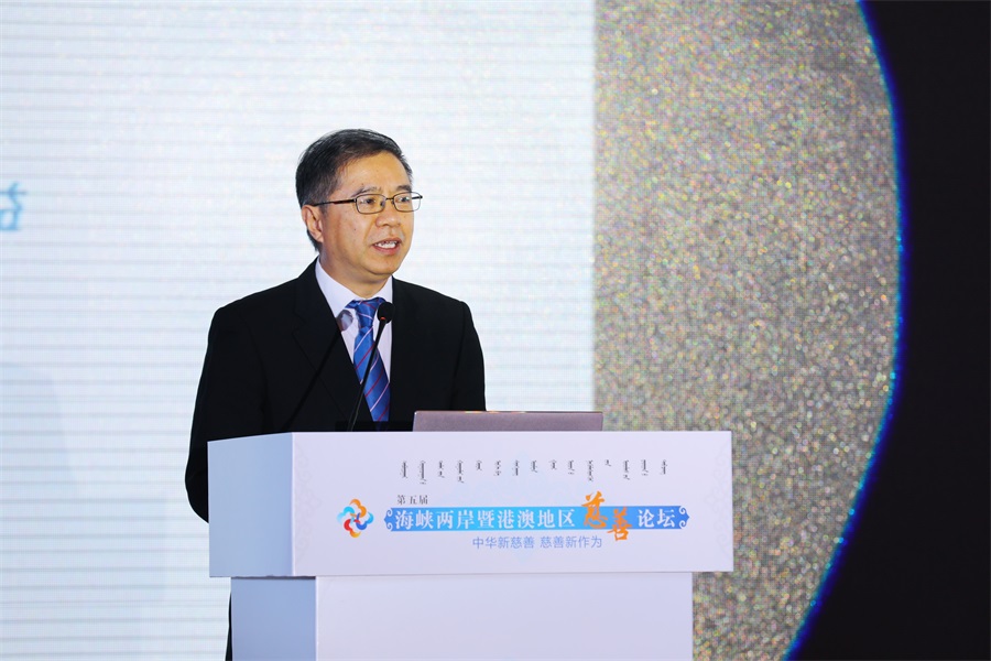 麦兴桥讲解李锦记企业家族历史。